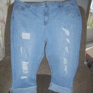 Jennifer Lopez Capris